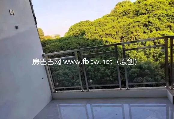 樟木头买小产权房先看樟木头中学旁的香樟学府再作决定。击穿底价15.8万套/起